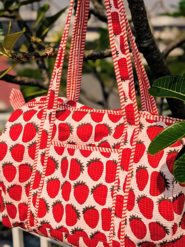 Strawberry Weekend Bag