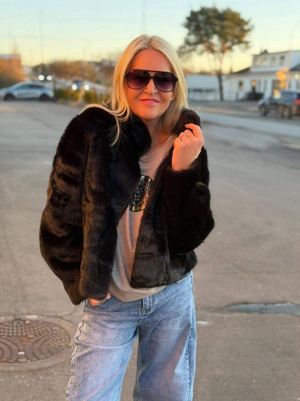 Cassie Faux Fur Jacket