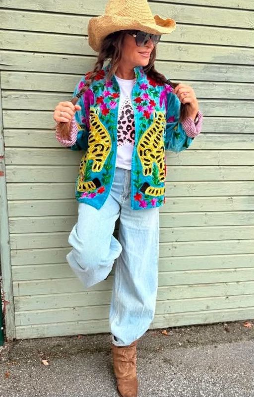 Leo Suzani Jacket Love Forever