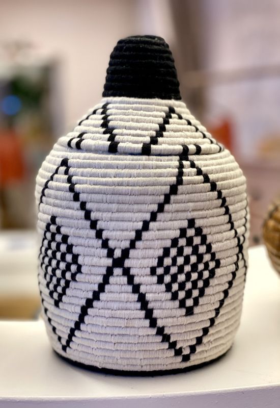 Berberkurv Hvit 2