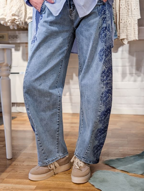 Mafa Barrel Jeans