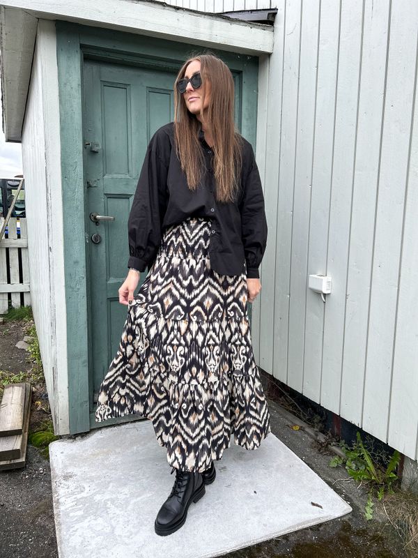 Naia Long Skirt 