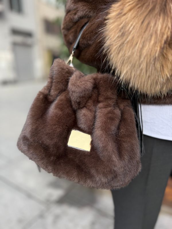 Fuzzy Hand Bag Pho Firenze
