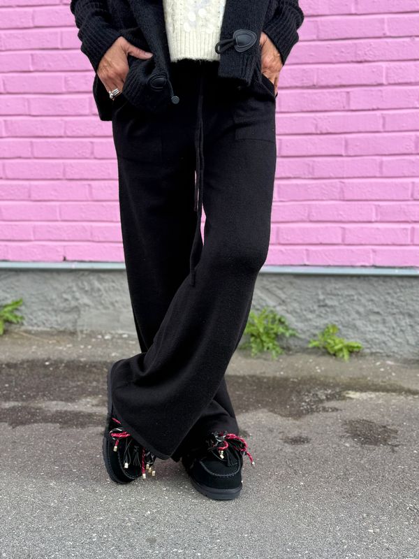 Ally Cozy Pant Sixty Days