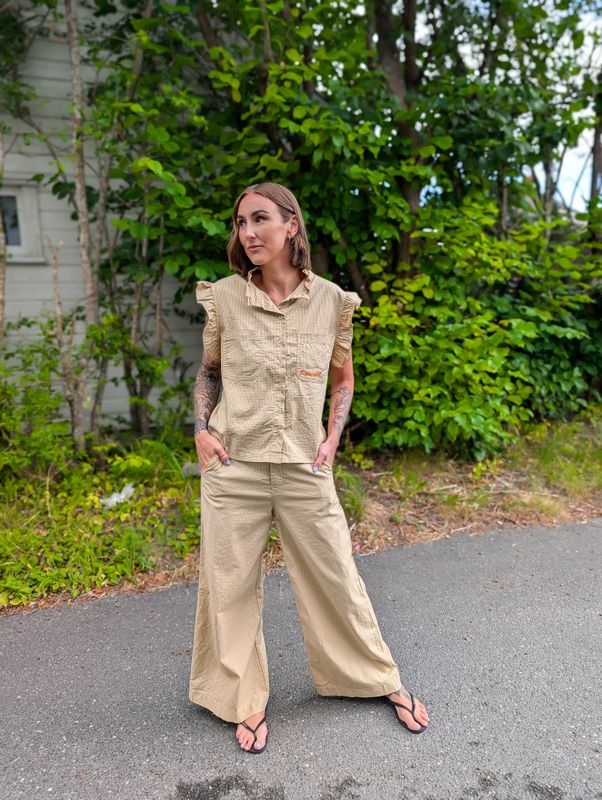 Rica Pants Not Sisters